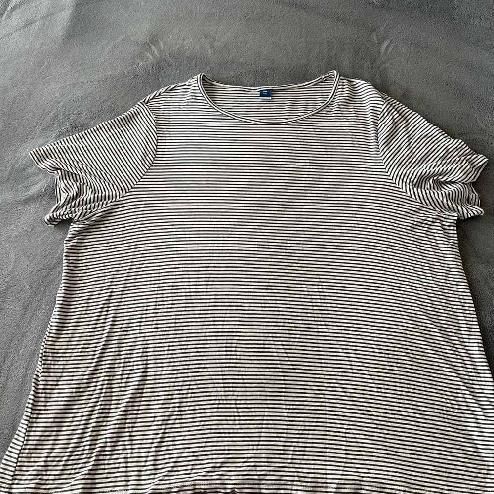 Old navy luxe black and white striped tee